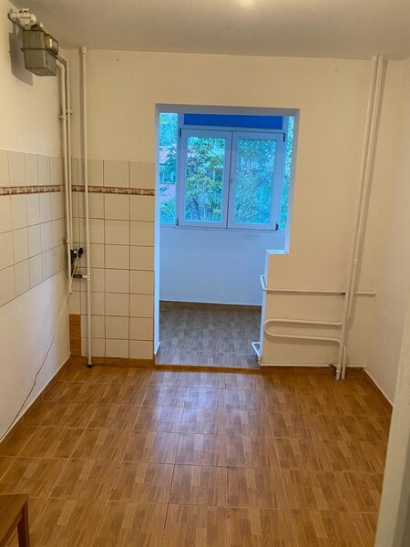 Obor, Colentina, Teiul Doamnei, Sectia 7 de Politie, semistradal